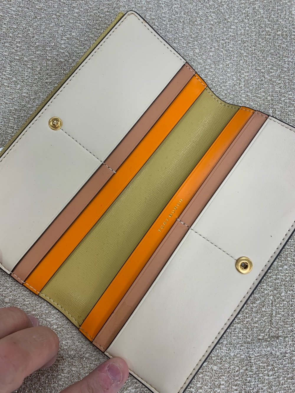 Tory Burch Lemon Saffiano Zip-Around Wallet with Gold Logo - Picture 2 of 8